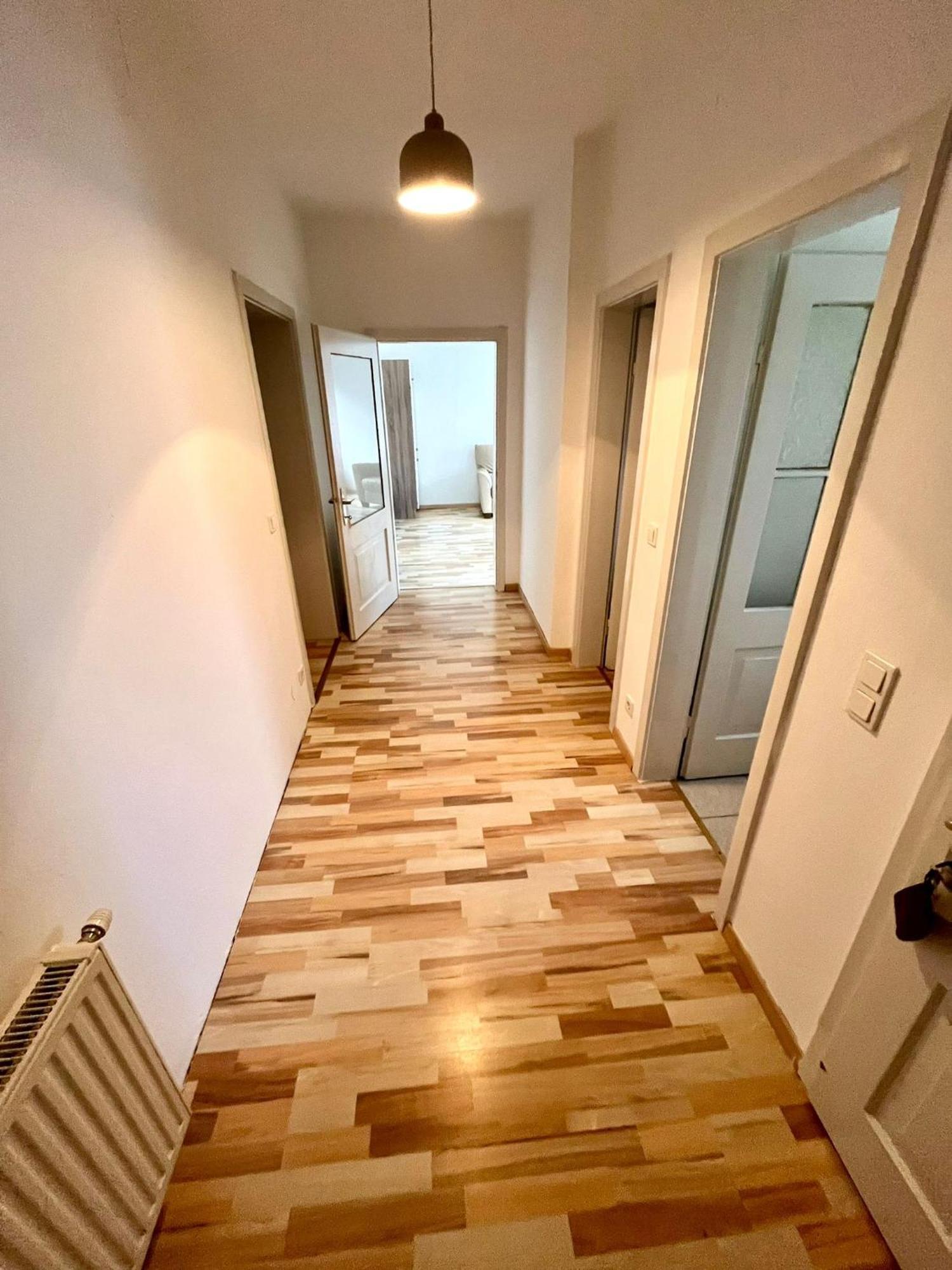 Monteurwohnung Leoben, Zentral Leoben  Bagian luar foto