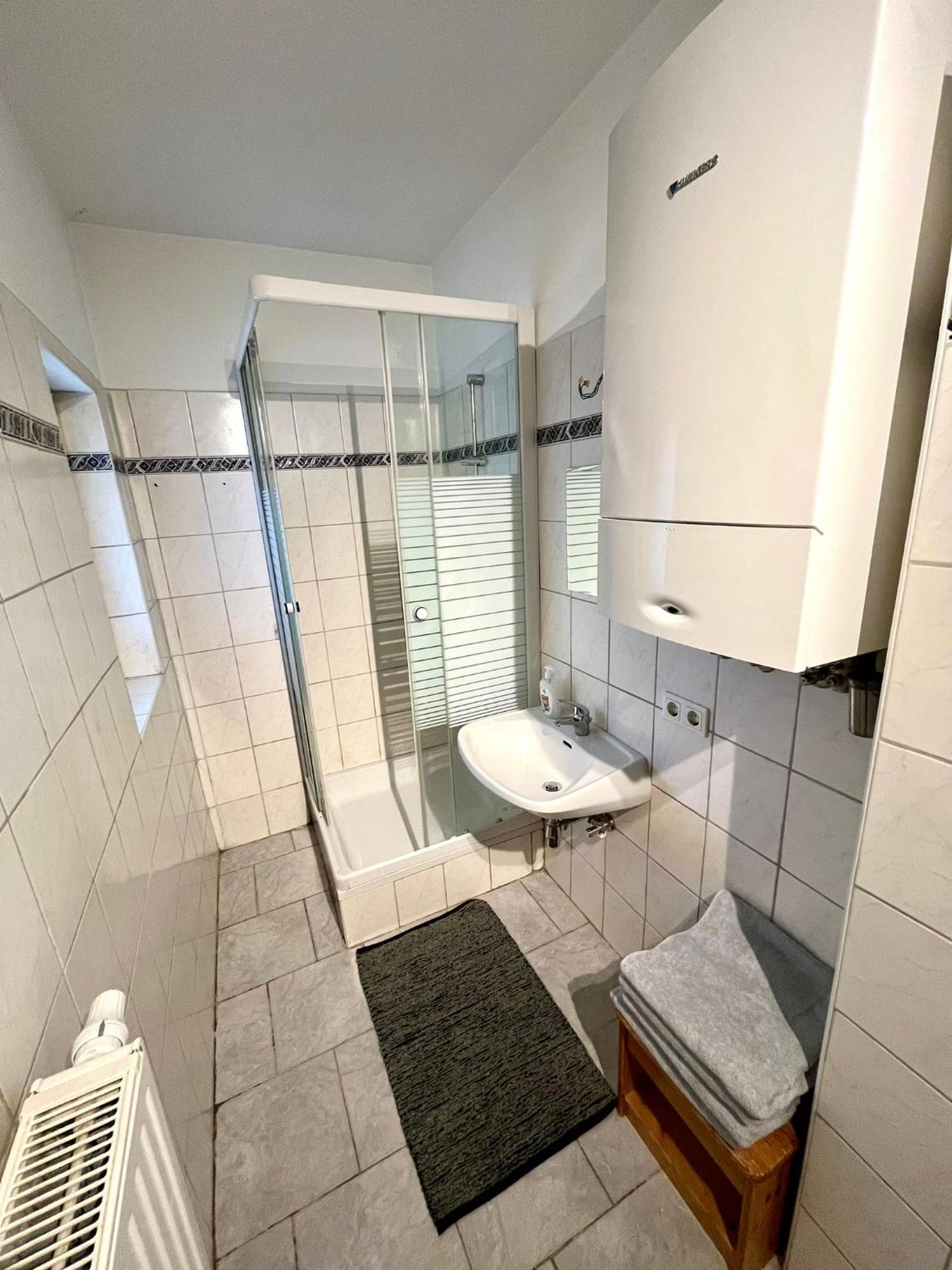 Monteurwohnung Leoben, Zentral Leoben  Bagian luar foto